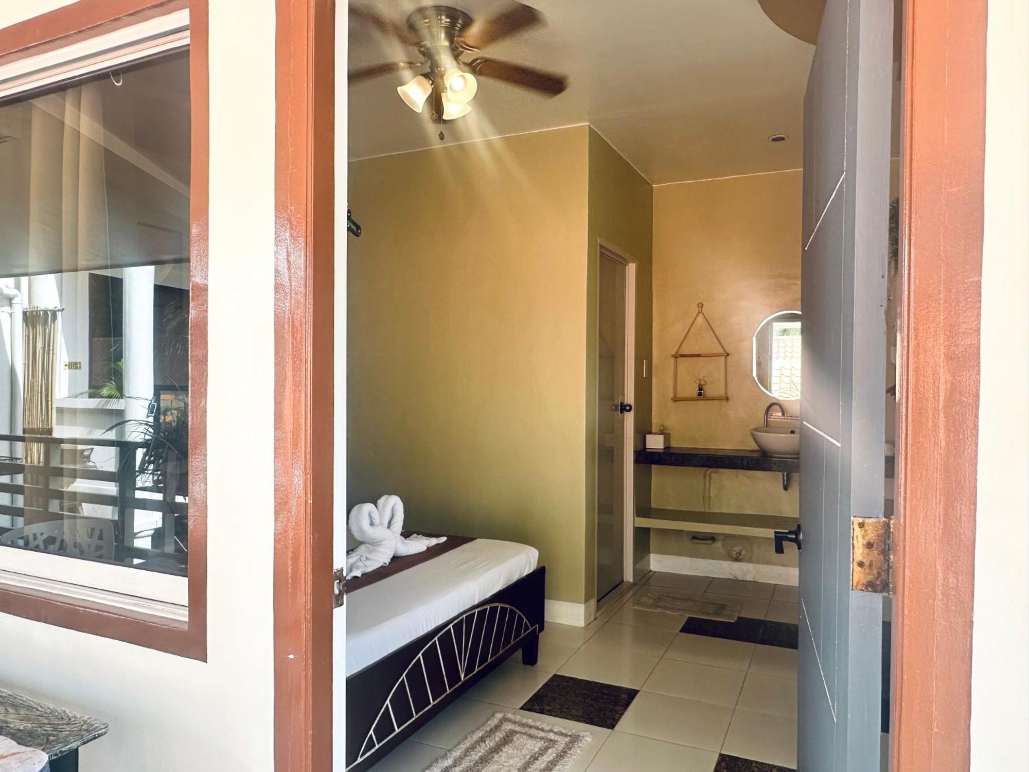 Panari Lodge Эль-Нидо Номер фото